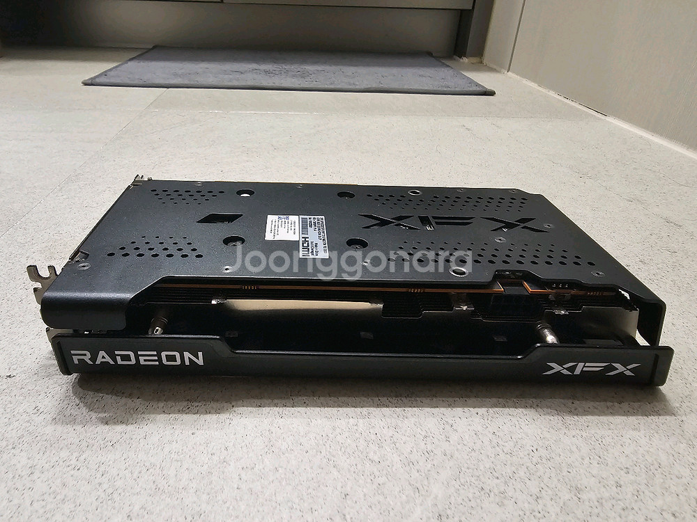 XFX 라데온 RX7600 그래픽카드 팝니다--2