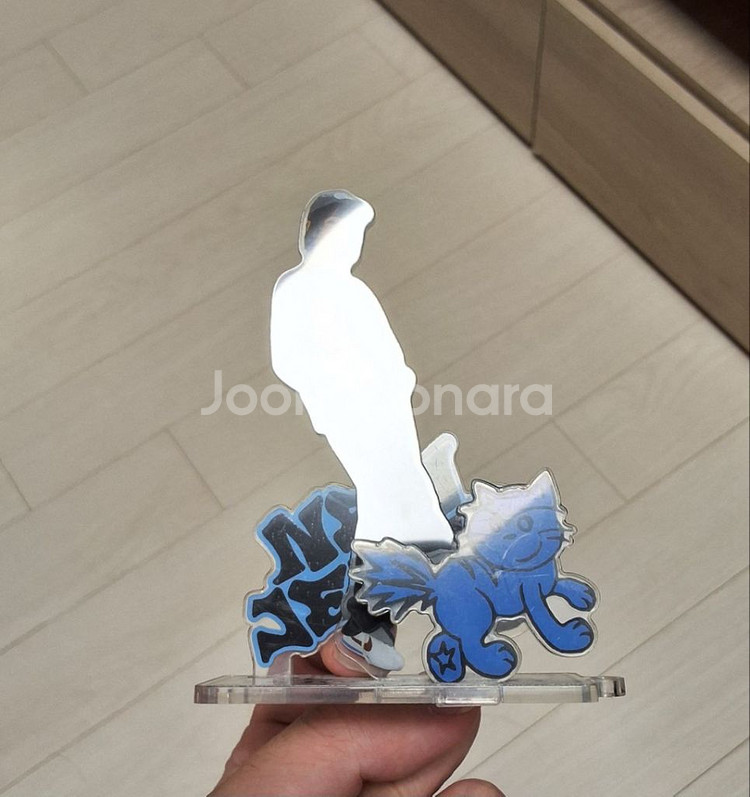 뉴진스 njz 하니 아크릴 스탠드--1