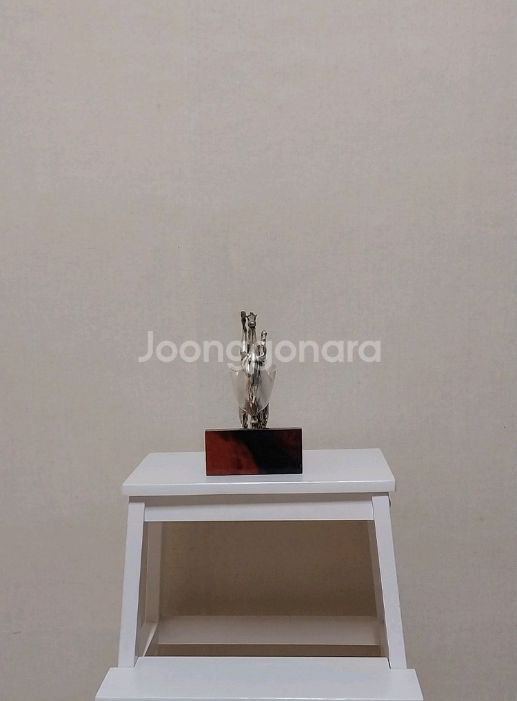 (소품/수집)은도금 수공 말장식품 팝니다.--0