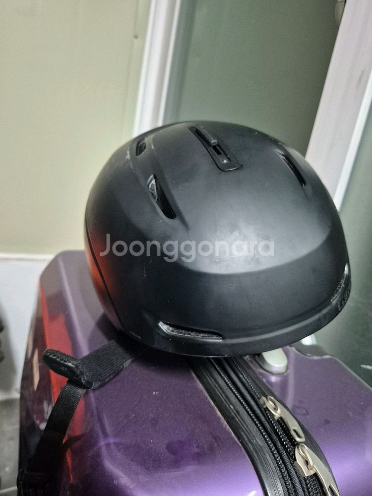 스키헬멧 팝니다.--0