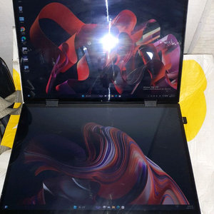 듀얼스크린 노트북 hl140d 판매및 교환