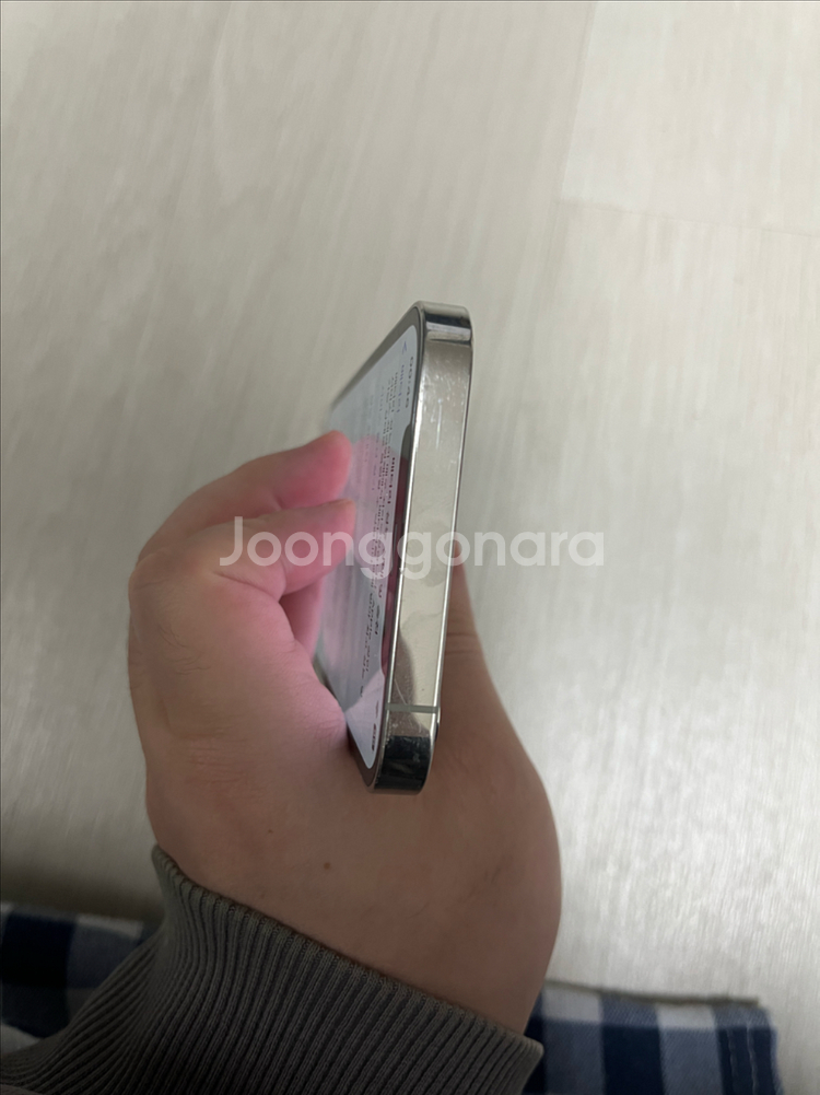 아이폰12pro 128g--4