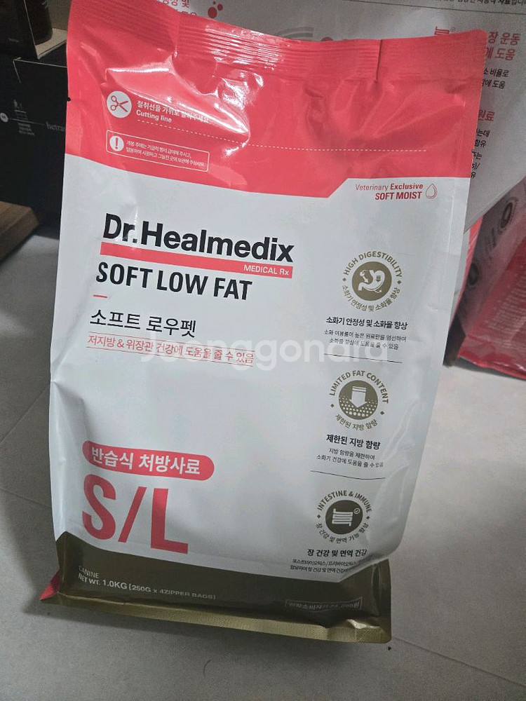 닥터힐메딕스 로우펫사료4kg&1kg--1