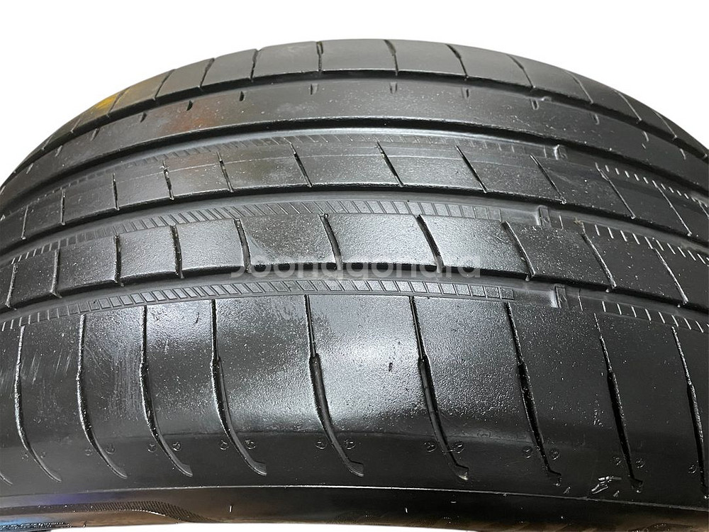 245 40 19(중고)굿이어 이글F1 2본가격--1