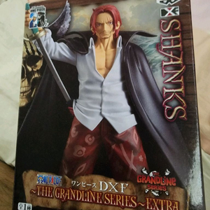 반다이 원피스 DXF 샹크스 피규어