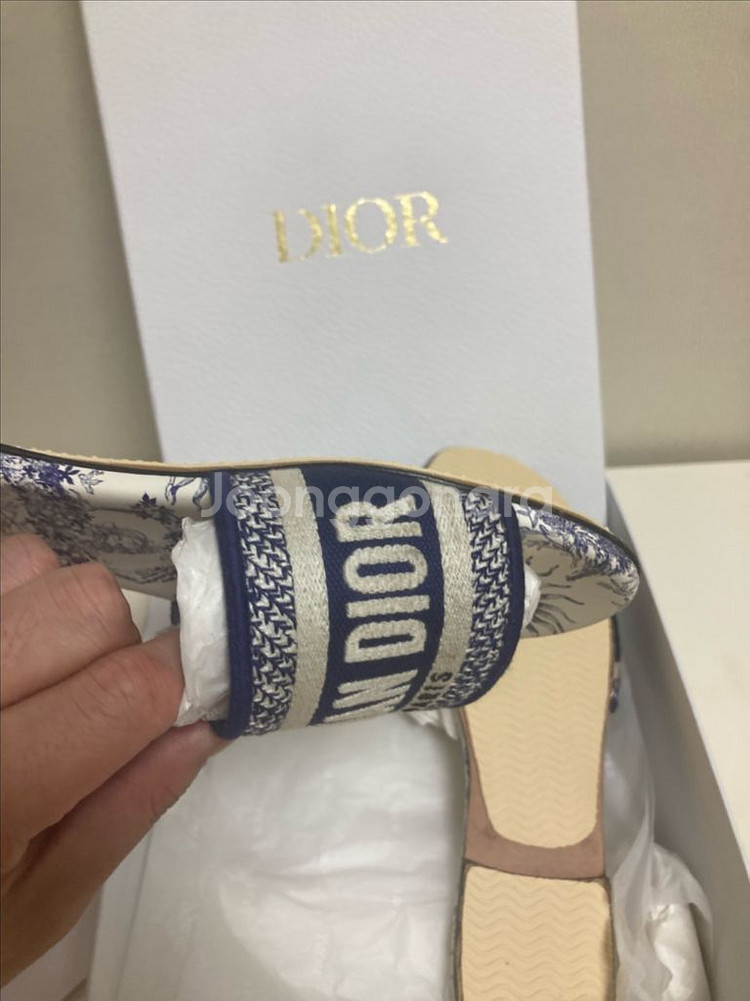 디올 디웨이 뮬 슬리퍼 37사이즈--5