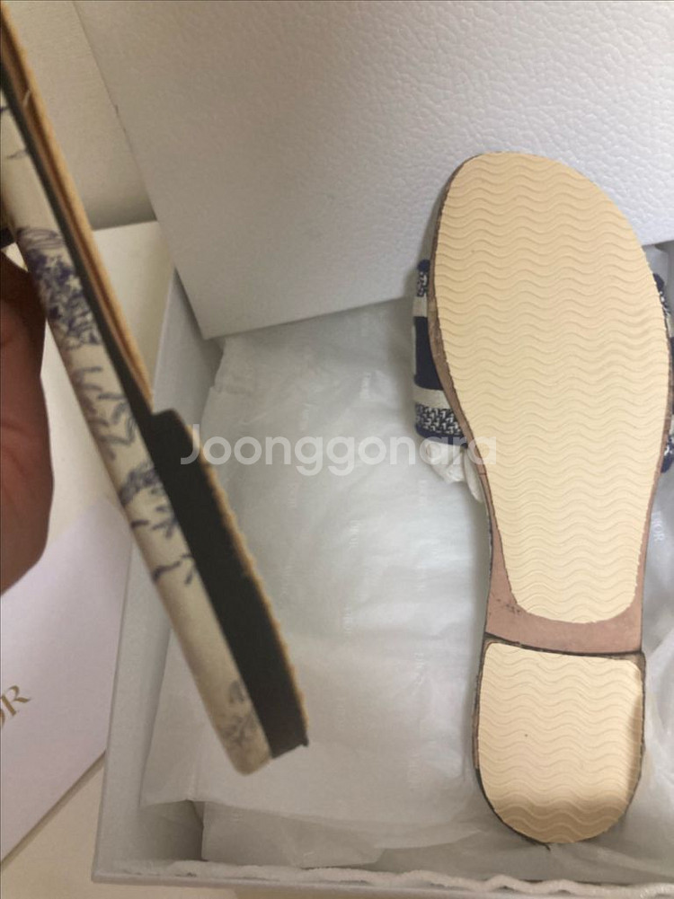 디올 디웨이 뮬 슬리퍼 37사이즈--6