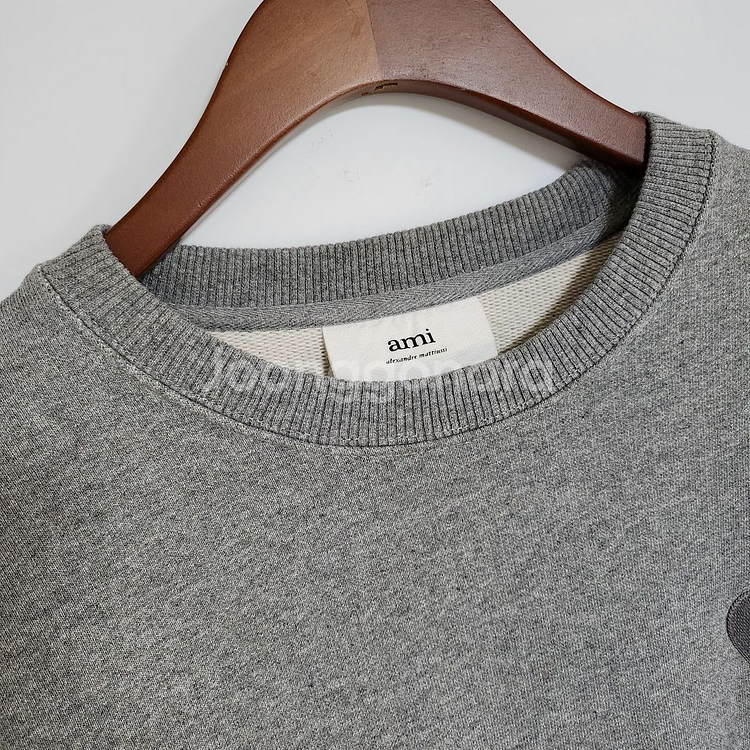 S 아미 그레이 빅하트 자수 맨투맨 A21HJ028--1