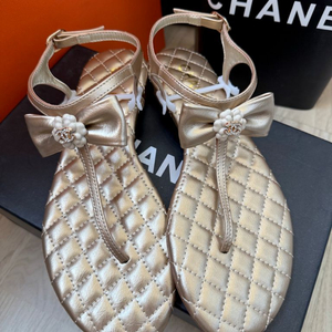 샤넬 쪼리 새상품 사이즈 38