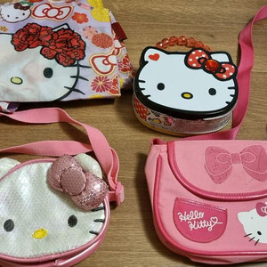 헬로키티 가방 모음