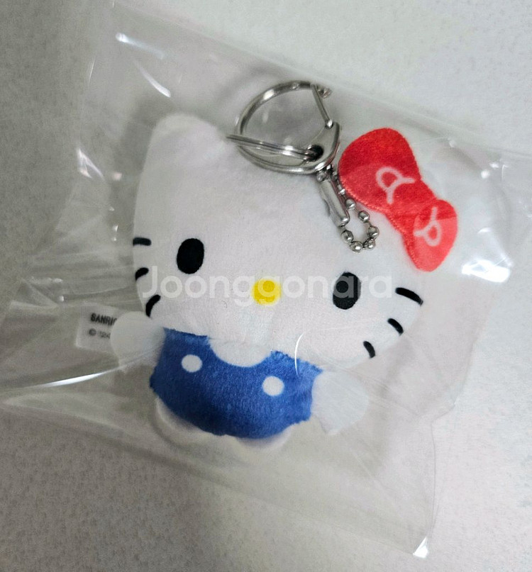 산리오 쿠로미 정품키링 키티키링 2종일괄--2