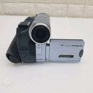 부품용 SONY 캠코더 DCR-TRV22 입니다