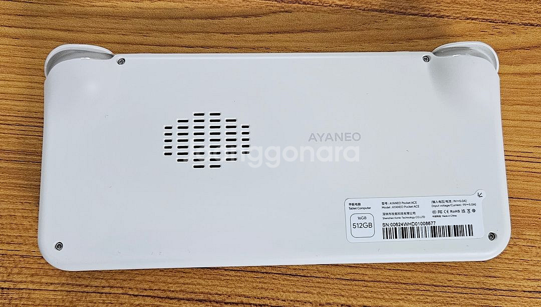 아야네오 포켓 에이스 16G+512G 판매합니다.--4