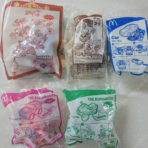 해피밀19 미니언즈 요괴워치 기차 로봇 BEATSTAR