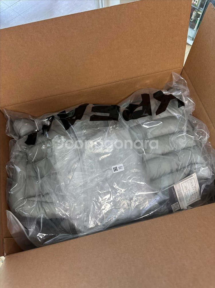 벤투스 실버 노스페이스 패딩 2XL--0