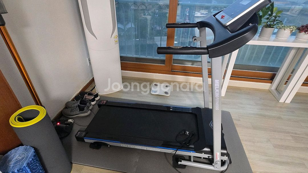 러닝머신 사용감 없어요--0