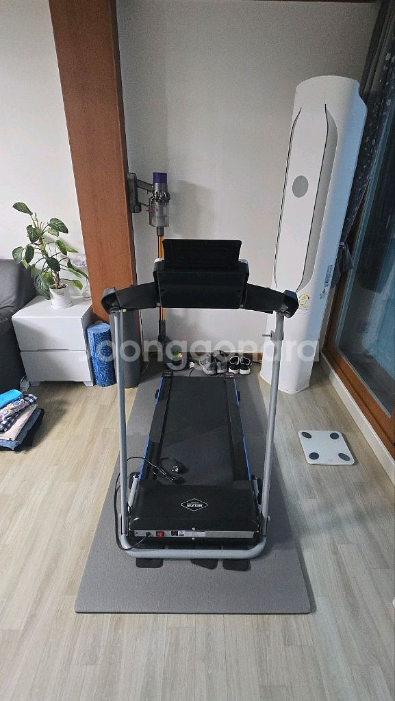 러닝머신 사용감 없어요--4