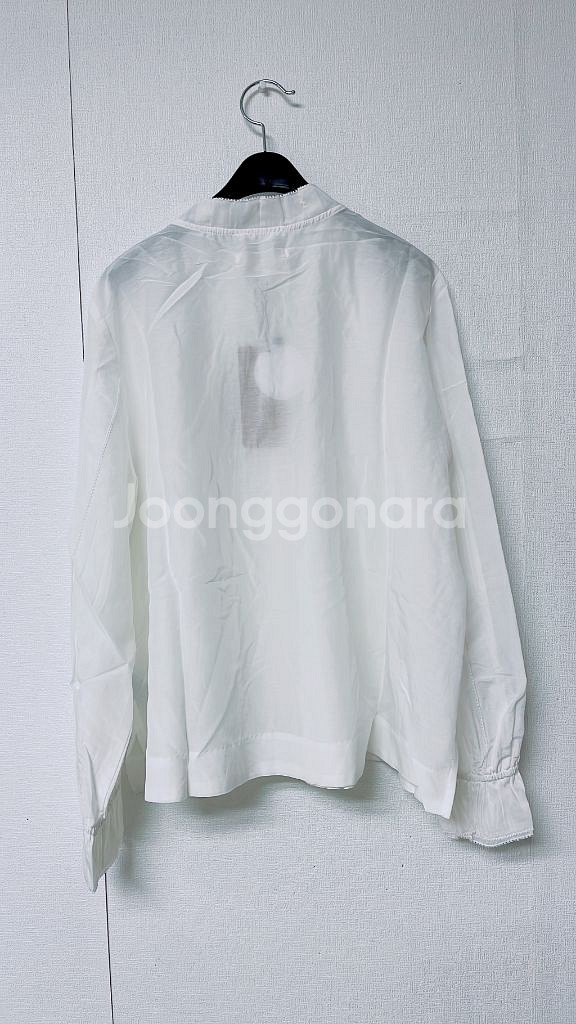 지스튜디오 실크코튼 블라우스(이너포함)--5