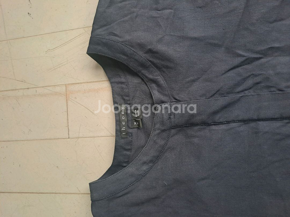 Theory 브랜드의 린넨 혼방 원피스--1