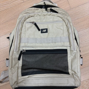 뉴발란스 베이지색 백팩 판매