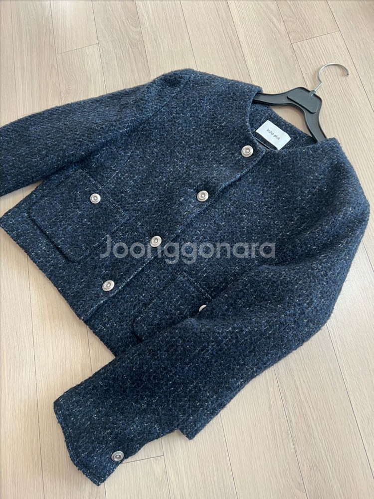 23년 구호플러스 울 부클 트위드자켓 싱글버튼네이비크롭--12