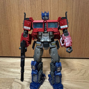 트랜스포머 스튜디오 시리즈 옵티머스 프라임