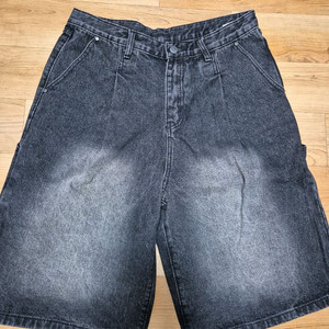 디미트리블랙 카펜터 데님팬츠(반바지) 32사이즈 판매합