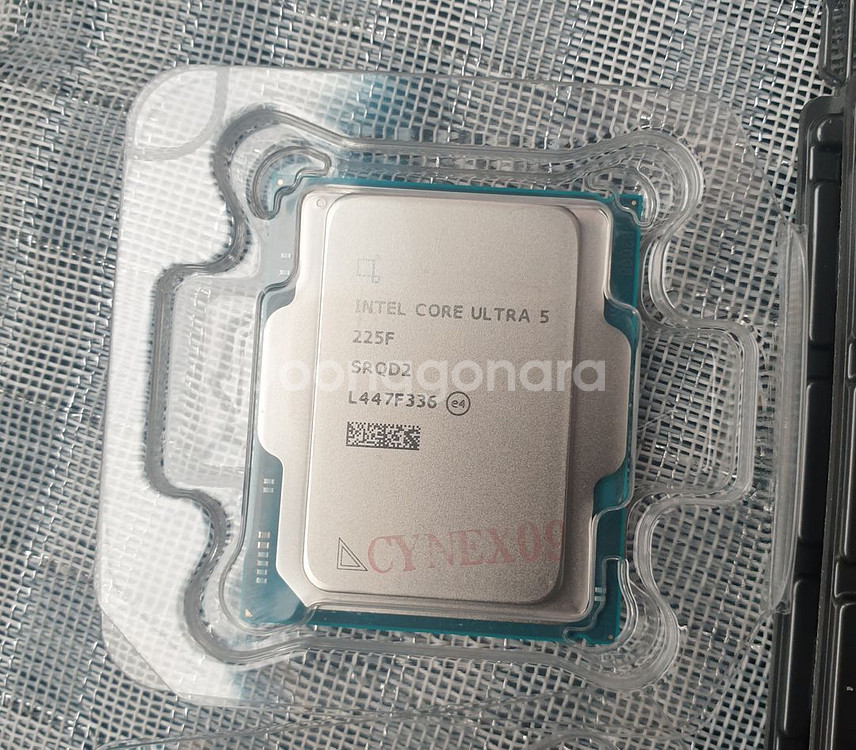 인텔 울트라5 225F + 기가바이트 H810M H--0