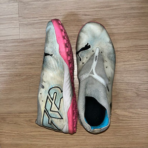 퓨마 퓨처 Z 1.4 TT 풋살화