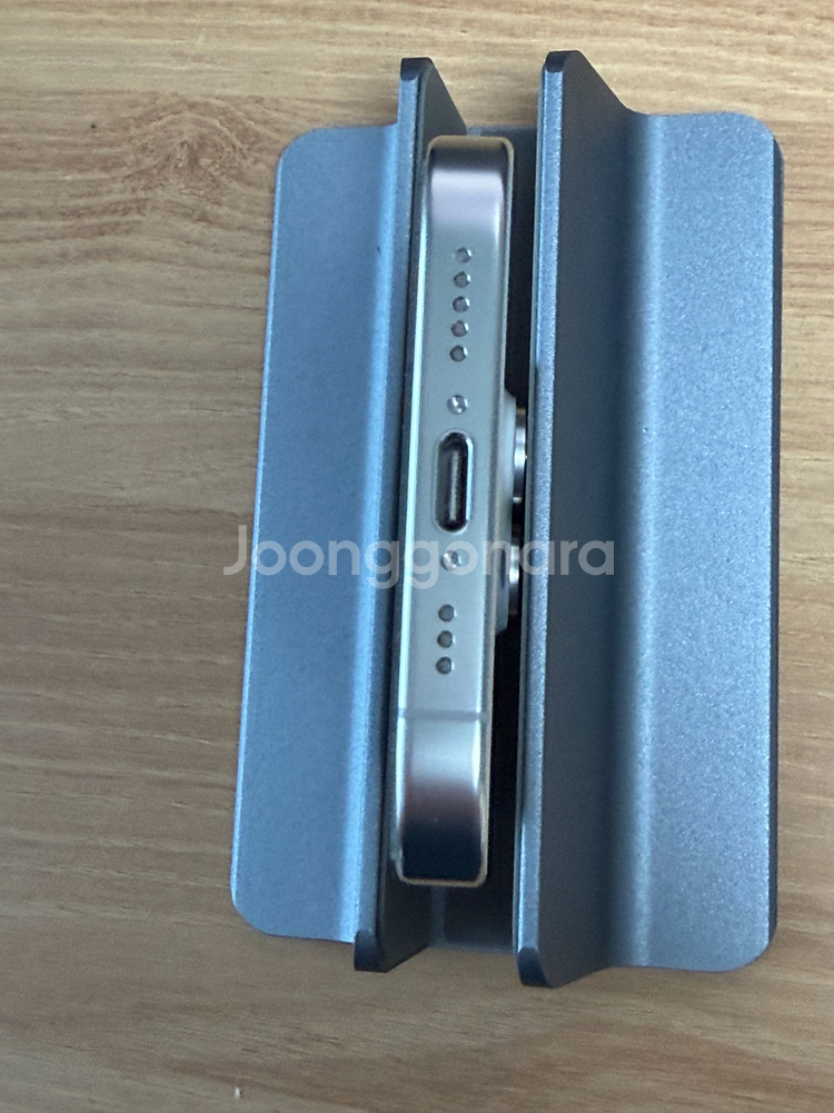 아이폰16프로 화이트 256GB--6