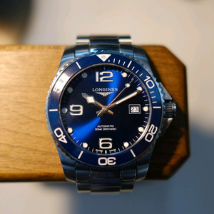 론진 하이드로 콘퀘스트 41mm 오토매틱