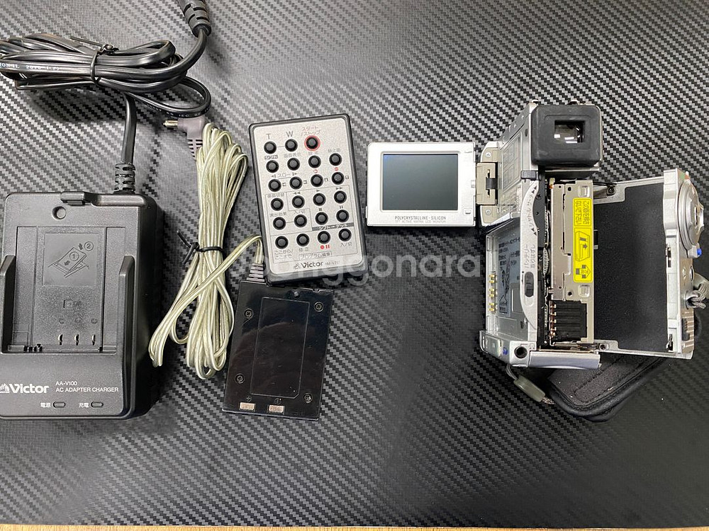 빅터 [JVC] 빈티지 6mm 캠코더 [정크품] 판매--2