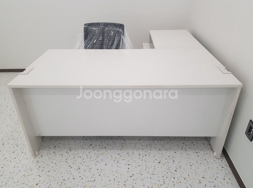 (신품급) 퍼시스수퍼테크1600책상 판매합니다.--0