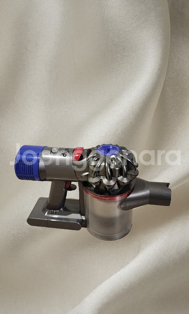 다이슨 V8 앱솔루트액스트라 무선청소기--2