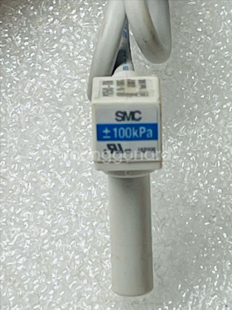 SMC PSE543-R06 공기 압력스위치.--1
