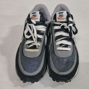 나이키 사카이 LD와플 검흰 (250)