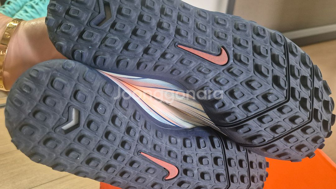 나이키 풋살화 220--4