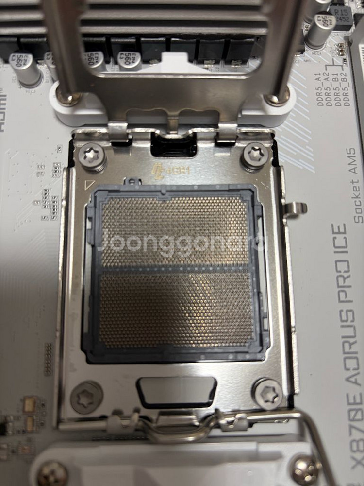 X870E AORUS PRO ICE--3