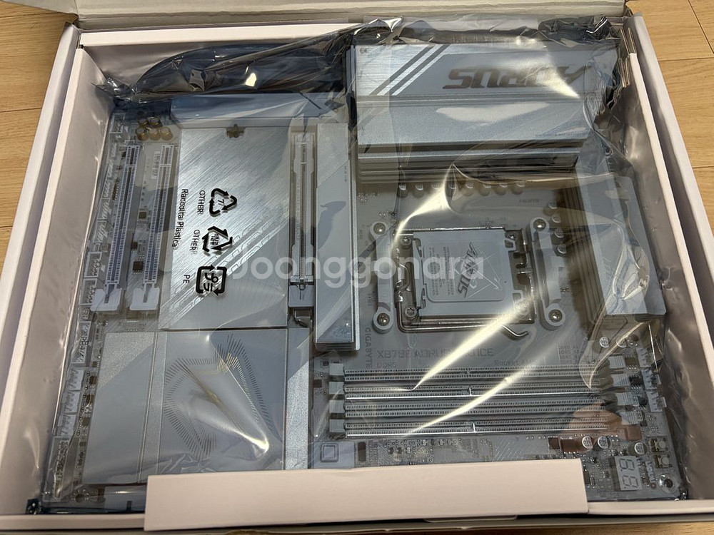 X870E AORUS PRO ICE--1