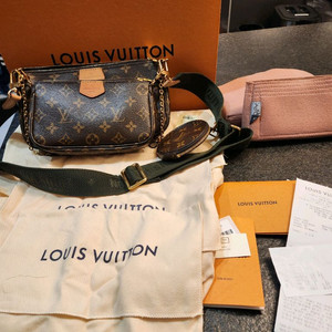 루이비통 멀티 포쉐트 악세수아