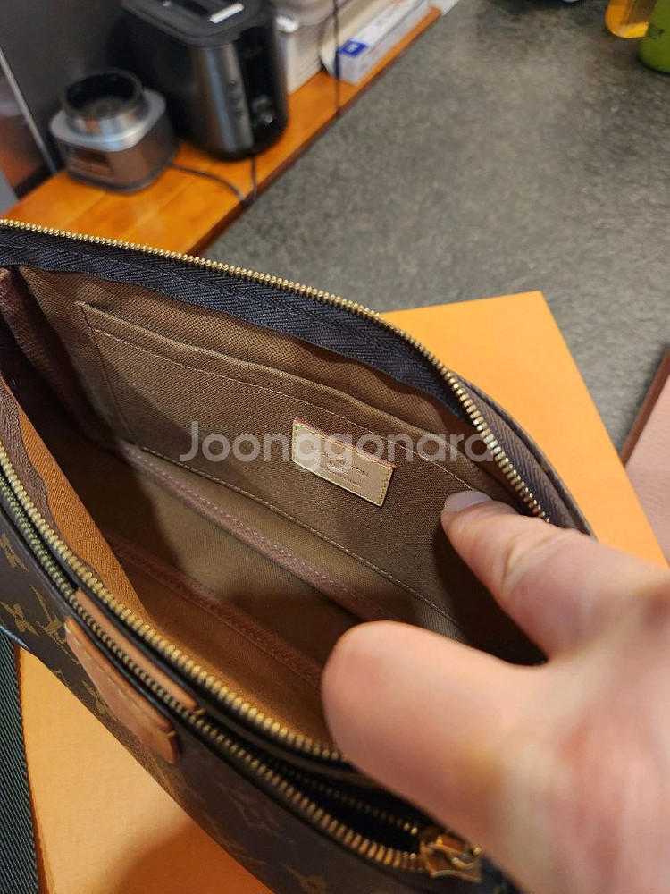 루이비통 멀티 포쉐트 악세수아--4