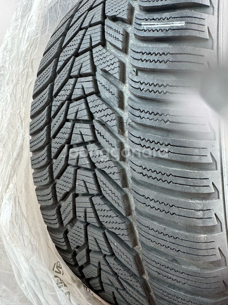 박스터 235 35 20/ 265 35 20 한타 윈터--1