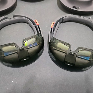 마이크로소프트 홀로렌즈 팝니다.