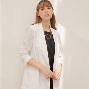 온앤온 아이보리 자켓 55
