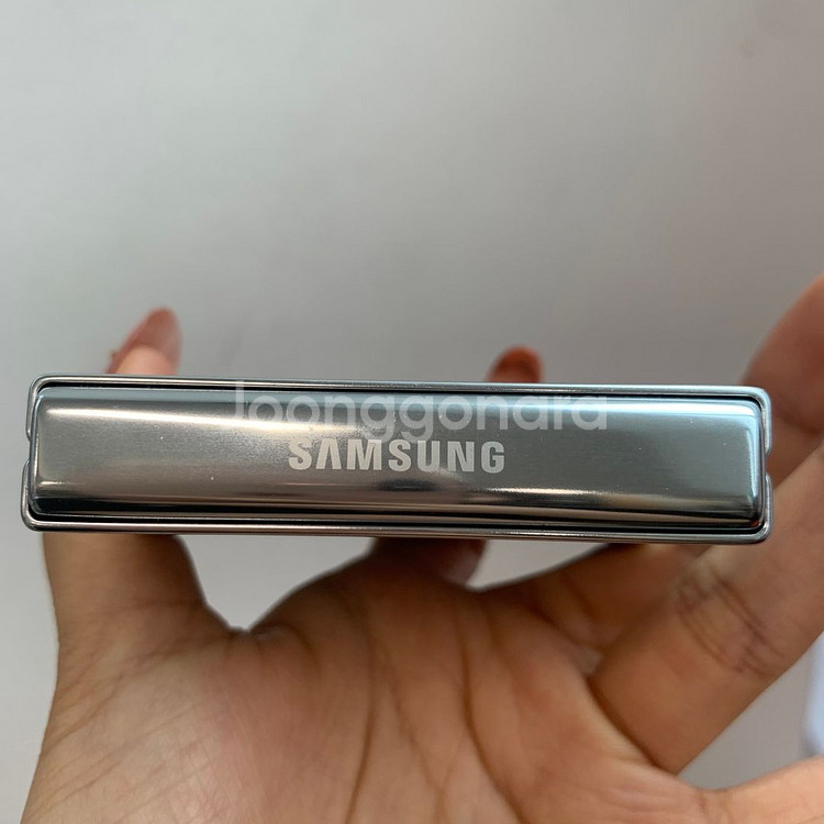 삼성 갤럭시Z플립5 판매 F731 공기계 판매--6