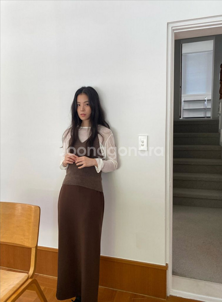 킨다베이지 코비 스트링 저지 맥시 스커트 브라운 숏m--1