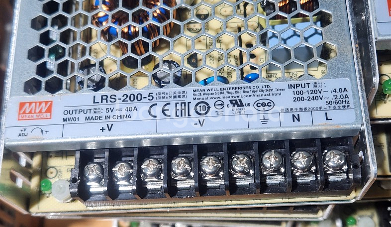 민웰 LRS-200-5 파워서플라이 DC 5V 40A--1