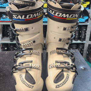 중고스키부츠 및 새것 판매합니다