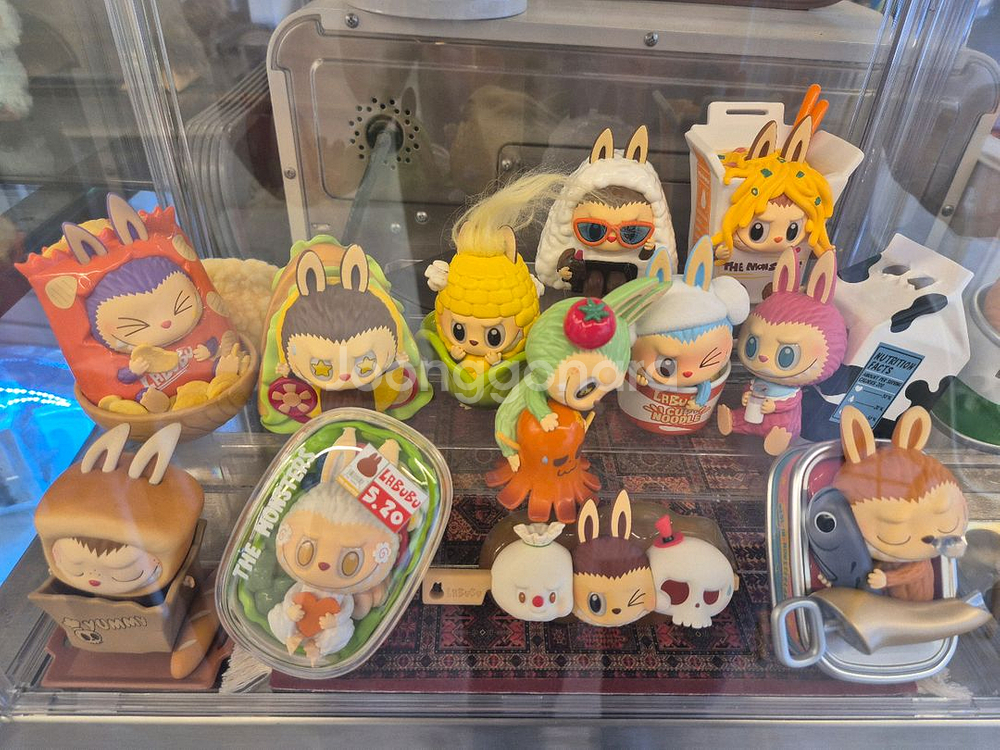 라부부(정품) 인형/키링/피규어 판매합니다.--1