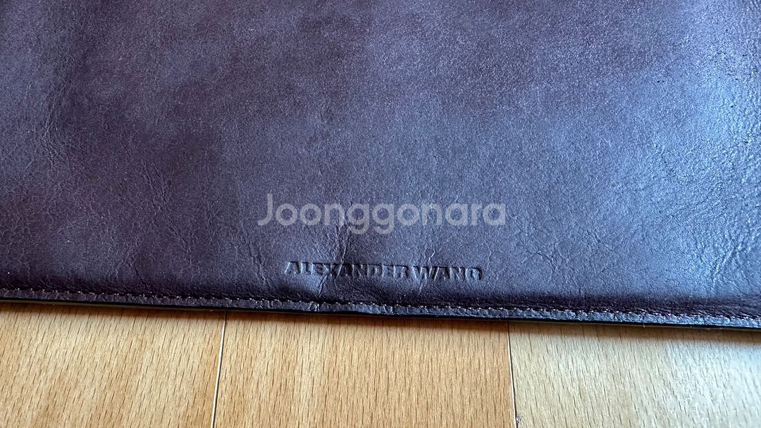 알렉산더왕 ALEXANDER WANG 클러치 지갑 정품--1